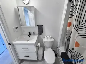 Cozy 1BR Walk to Hospital & Main St Brand New - Image 2