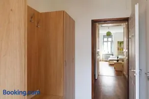Green Thea Apartment / Free Parking - Image 4