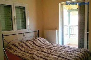 Μεζονέτα 5 υπνοδωμάτια, πλήρως εξοπλισμένη και με φορτιστή ηλεκτρικού αυτοκινήτου - Image 4