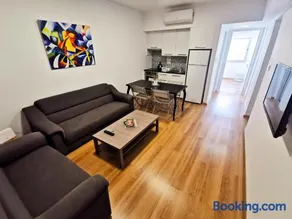 Daze Off Central Apartment, 300m to the Finikoudes Beach - Image 3