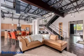 Vantage - Rooftop Patio - Heart of Old Town - Image 2