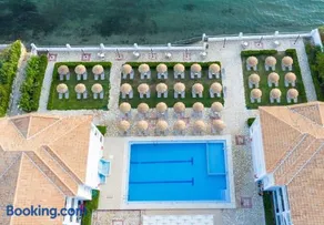 Meridien Beach Hotel - Image 1