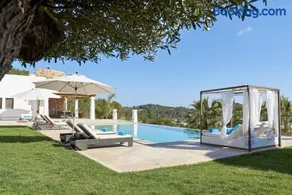 Exclusive 4 Bedroom Villa in Mahon 1281 - Image 1
