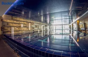 Penthouse with Free PARKING and Free BIKES, wellness 8 min walk - Image 1