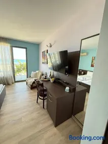 Sunny Beach Vila - Image 3