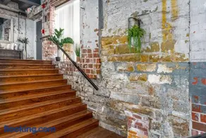 Unique and Charming Downtown Apt - Image 3