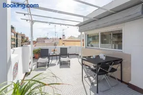 Seaview Apartment N12 - Image 3