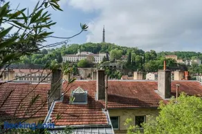 Les Jardins Suspendus - Private Suites in a Shared Home - Image 1