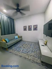Akani Homestay - Image 1