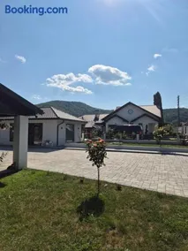 Gusturi din Livadă - Image 4