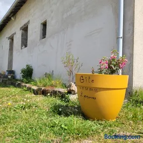 À la campagne, studio 25M2-pour 2p, CALME, wifi, jardin, parking - Image 2