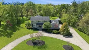 Spacious Pepper Pike Home - Near CLE Clinc & CWRU - Image 1