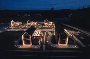 VILLAGE RESORT Sauna & Jacuzzi & Netflix - Image 1