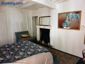 Maison Ancienne Rouennaise 3 étages avec Parking gratuit - Image 3