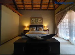 Bushveld Pond Guest House - Image 1