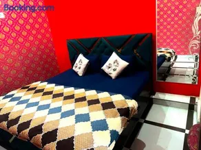 Jolly hill stay - Image 2