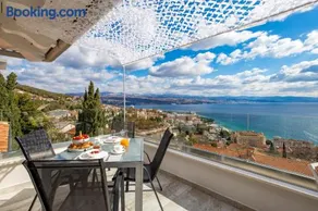 Pogled the View - Image 4
