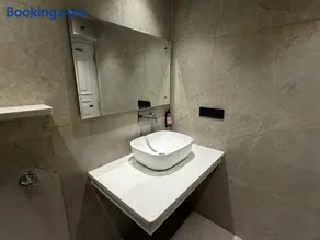 Hotel Bloom Residency - Image 2