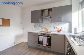 The Wishy - 2 Bedroom Flat in Newmains - Image 4