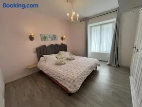 Appart 2 chambres - Oliver's home - LE LUDE à 2 pas du Chateau - Image 5
