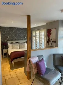 Lavender Cottage - Hillside Holiday Cottages, Cotswolds - Image 4
