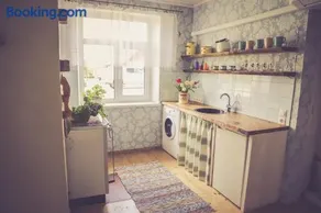 Kärdla Retrovisiit Helmi - Image 1