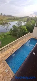 Belíssima casa no lago próxima ao Thermas Water Park - Image 2