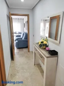 Apartamento renovado en el centro de Benalmádena - Image 2