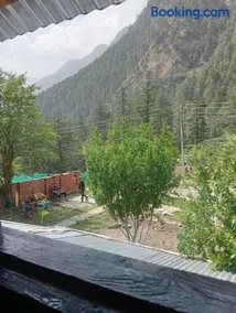 Yeti Stay Kasol - Image 2