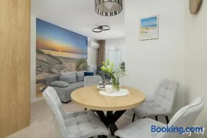 De-Lux M - Easy - Rent Apartments - Image 3