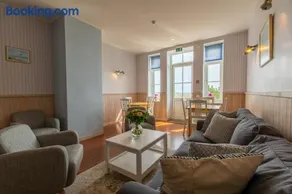Villa Kuus Sõlme - Sea View Holiday Home - Image 2
