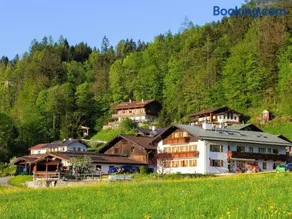Triembachhof - Image 1