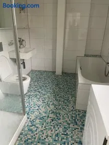Your exclusive 2 room & 2 bathroom natural holiday home - Image 5