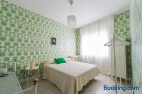 Casa con jardín en Cabo de Cruz, Boiro - Image 4