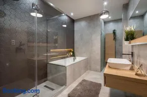 BUENOS Boutique - Superb location, AC, 2 bathrooms - Image 3