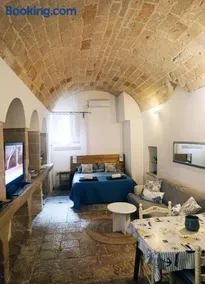 Graziosa soluzione indipendente nel cuore del centro storico - Image 1