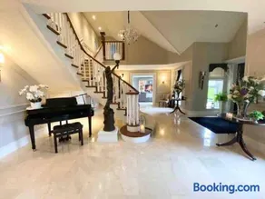 Lakeview Lodge Exclusive Home on the Blessington Lake - Image 3
