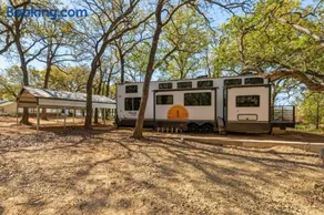 Private Lakeside RV Escape with Hot Tub - Image 3