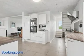 Large Holiday Home For 18 People On South Funen - Image 5