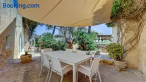 Wonderful 4br Farmhouse With Private Pool - Image 3