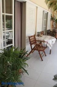 Family house - Image 2