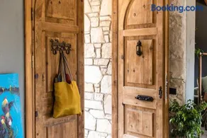 A Fascinating Toscana_like home in Urla - Image 2