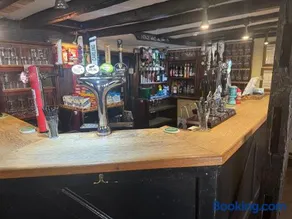 The Kings Arms - Image 2