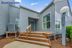 Family-Friendly Lake Condo with Jacuzzi & Resort Fun - Image 1