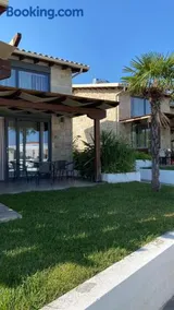 Sunshine Villa: Getaway in Kallithea - Image 3