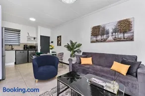 AYA Luxury Apartment - Image 3