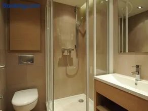 Appartement spacieux 10 personnes avec wifi et parking à Courchevel - Image 3