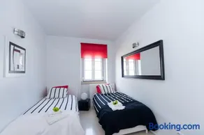 Ana's Design Apartments - Image 3