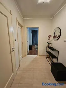 Royal Place 2 bedrooms Apartment Wilanów - Image 2