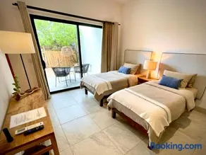 Casa del Mar - Luxury Seaside Villa - Image 3